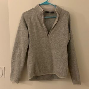 Eddie Bauer warm half-zip fleece, like new only worn once! Size medium.